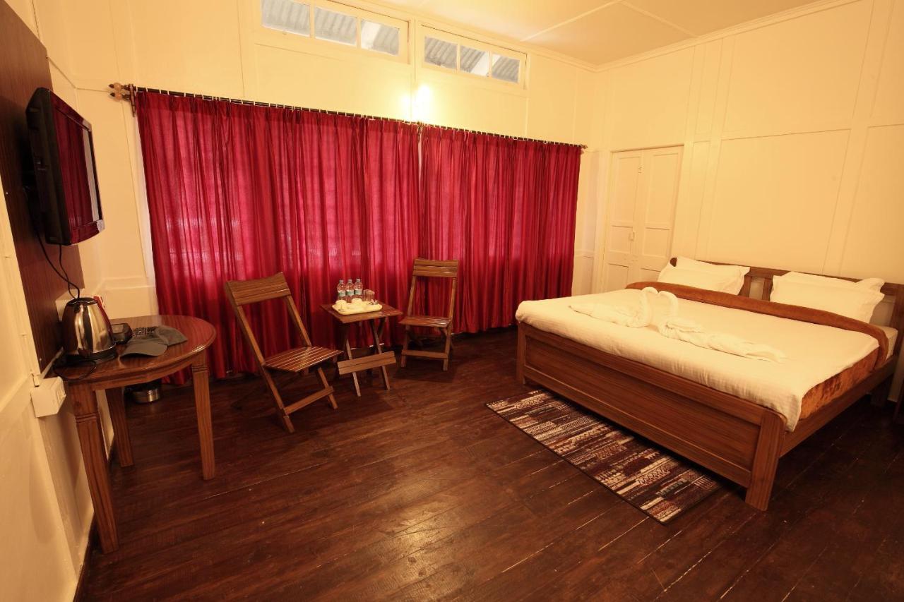 Mid Pine Home Stay Shillong Exterior photo