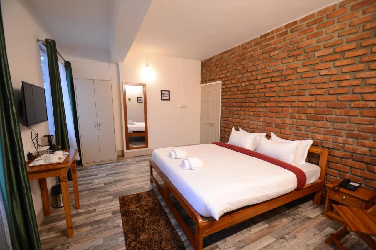 Mid Pine Home Stay Shillong Exterior photo