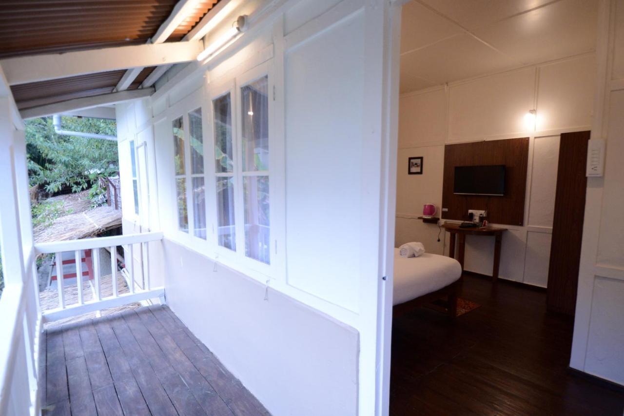 Mid Pine Home Stay Shillong Exterior photo